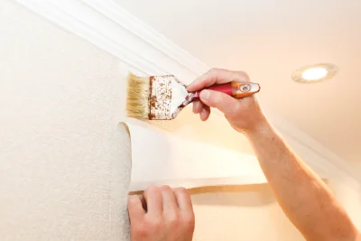 Pose de papier peint à Potte — revêtements muraux et toiles de verre